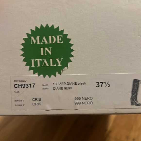 Authentic Chloe black knee high patent leather heel boots, size 7 - Picture 5 of 11